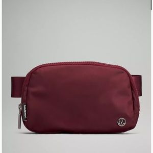 lululemon belt bag with extended strap tiktok famous bag trendy red merlot